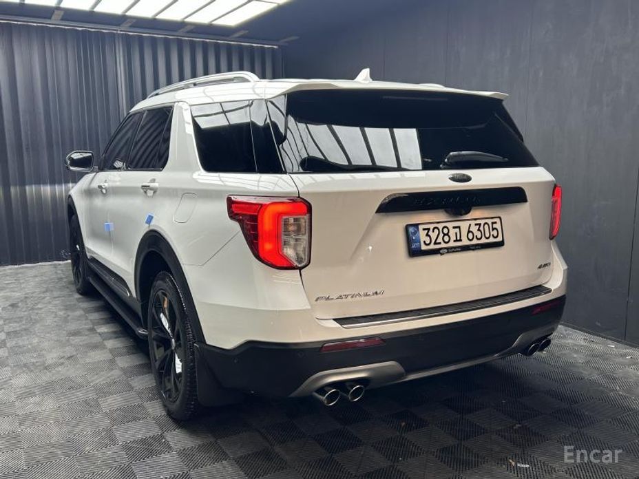 2022 Ford Explorer VI Рестайлинг 3.0 Platinum 4WD с пробегом 69 157 км