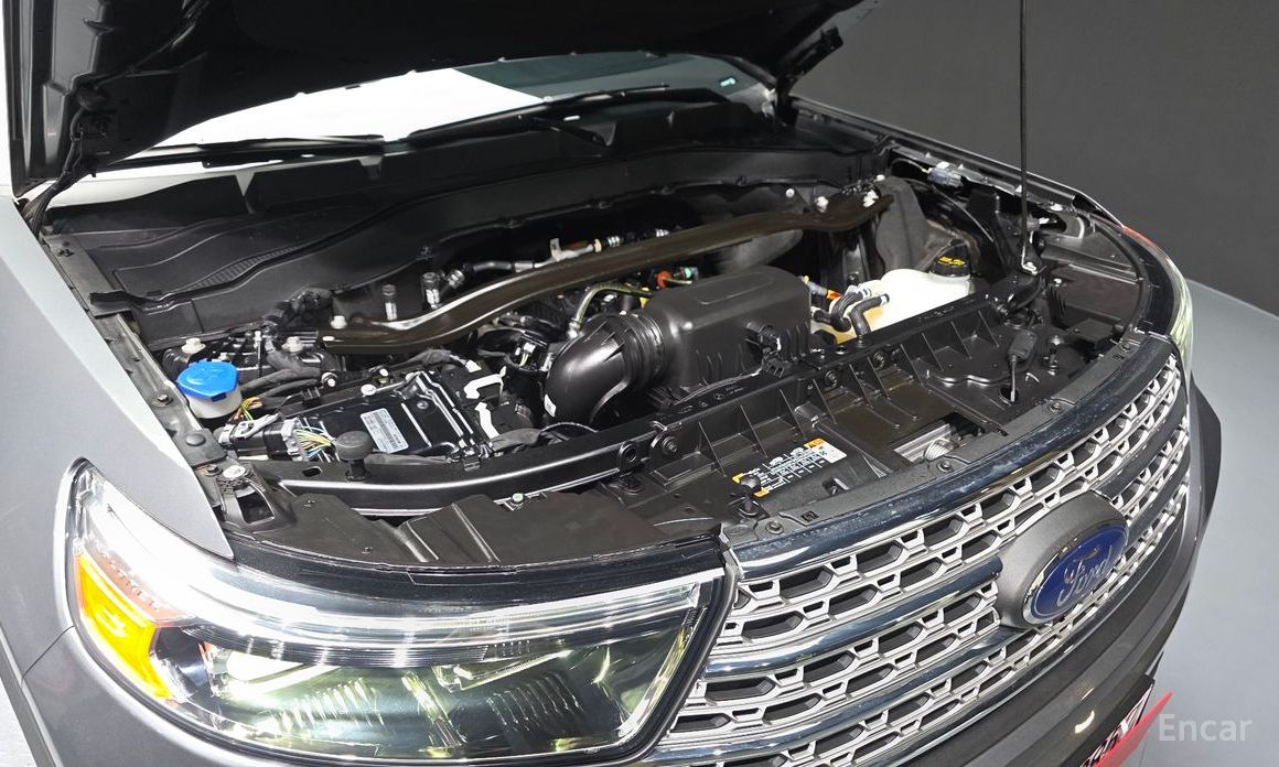 2022 Ford Explorer VI Рестайлинг 2.3 LimIted 4WD с пробегом 28 044 км