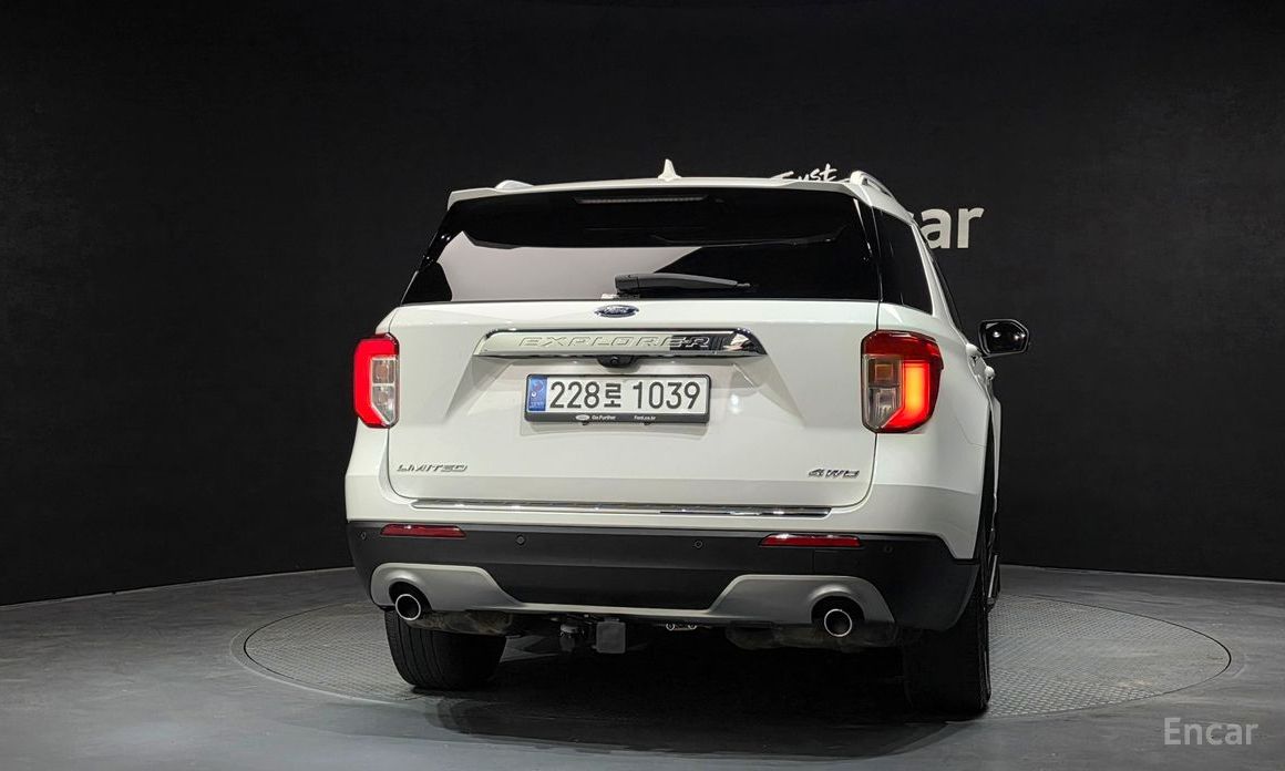 2022 Ford Explorer VI Рестайлинг 2.3 LimIted 4WD с пробегом 64 686 км