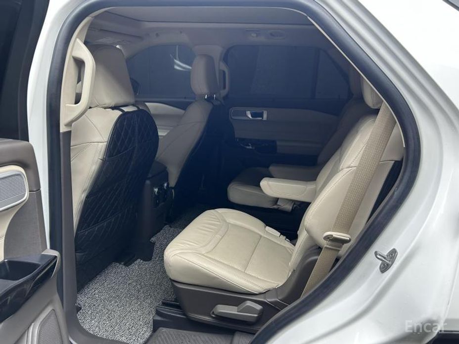 2022 Ford Explorer VI Рестайлинг 3.0 Platinum 4WD с пробегом 69 157 км