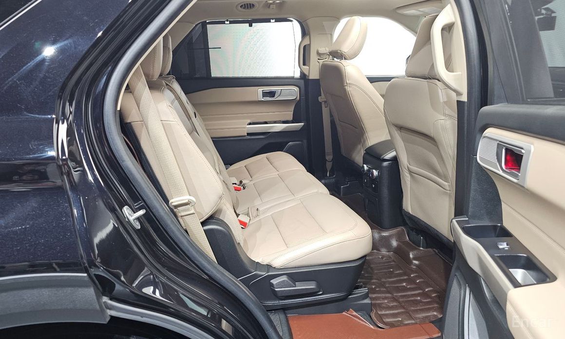 2022 Ford Explorer VI Рестайлинг 2.3 LimIted 4WD с пробегом 64 509 км
