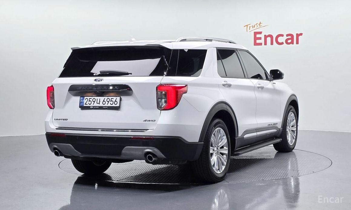 2023 Ford Explorer VI Рестайлинг 2.3 LimIted 4WD с пробегом 63 672 км