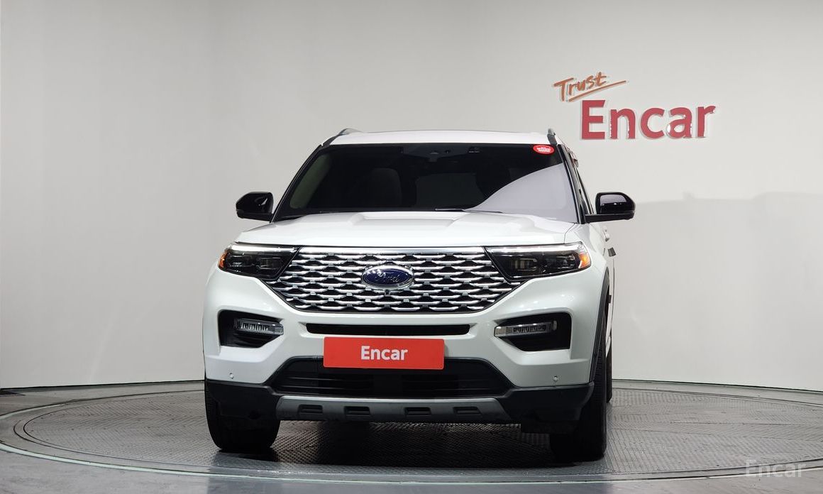 2022 Ford Explorer VI Рестайлинг 3.0 Platinum 4WD с пробегом 77 013 км