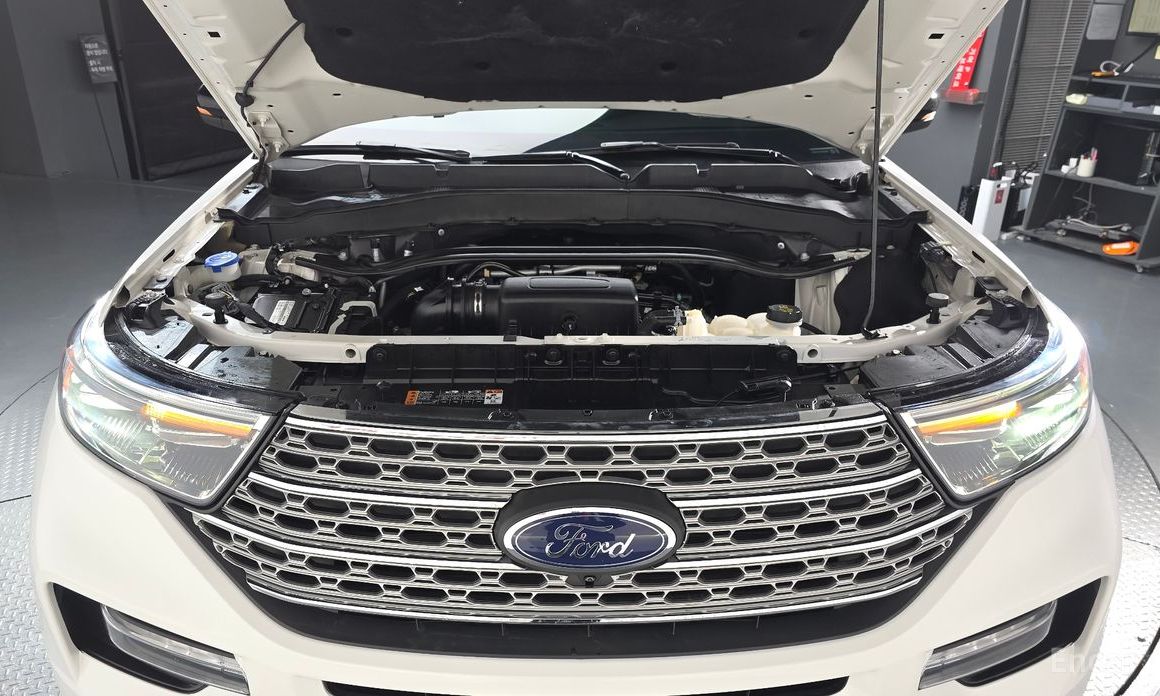 2022 Ford Explorer VI Рестайлинг 2.3 LimIted 4WD с пробегом 44 668 км