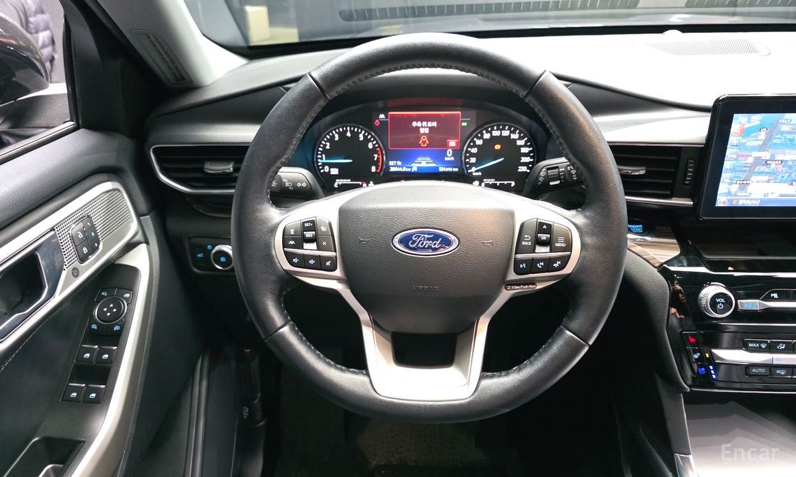 2022 Ford Explorer VI Рестайлинг 2.3 LimIted 4WD с пробегом 28 044 км