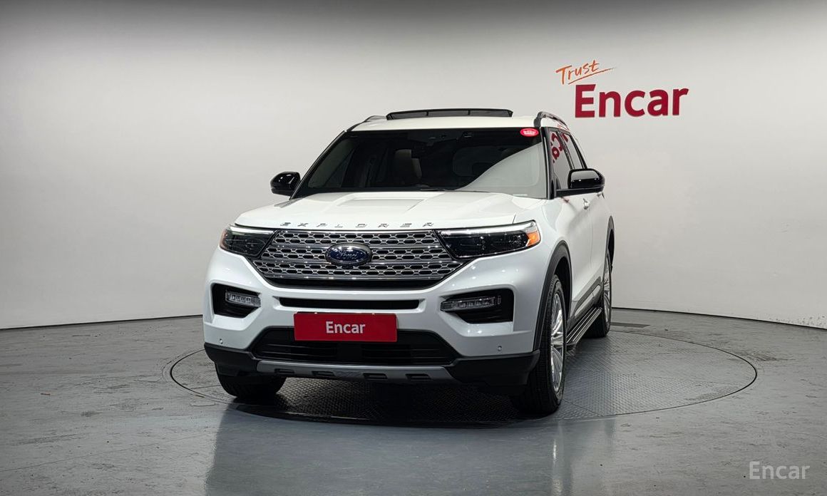 2023 Ford Explorer VI Рестайлинг 2.3 LimIted 4WD с пробегом 13 714 км
