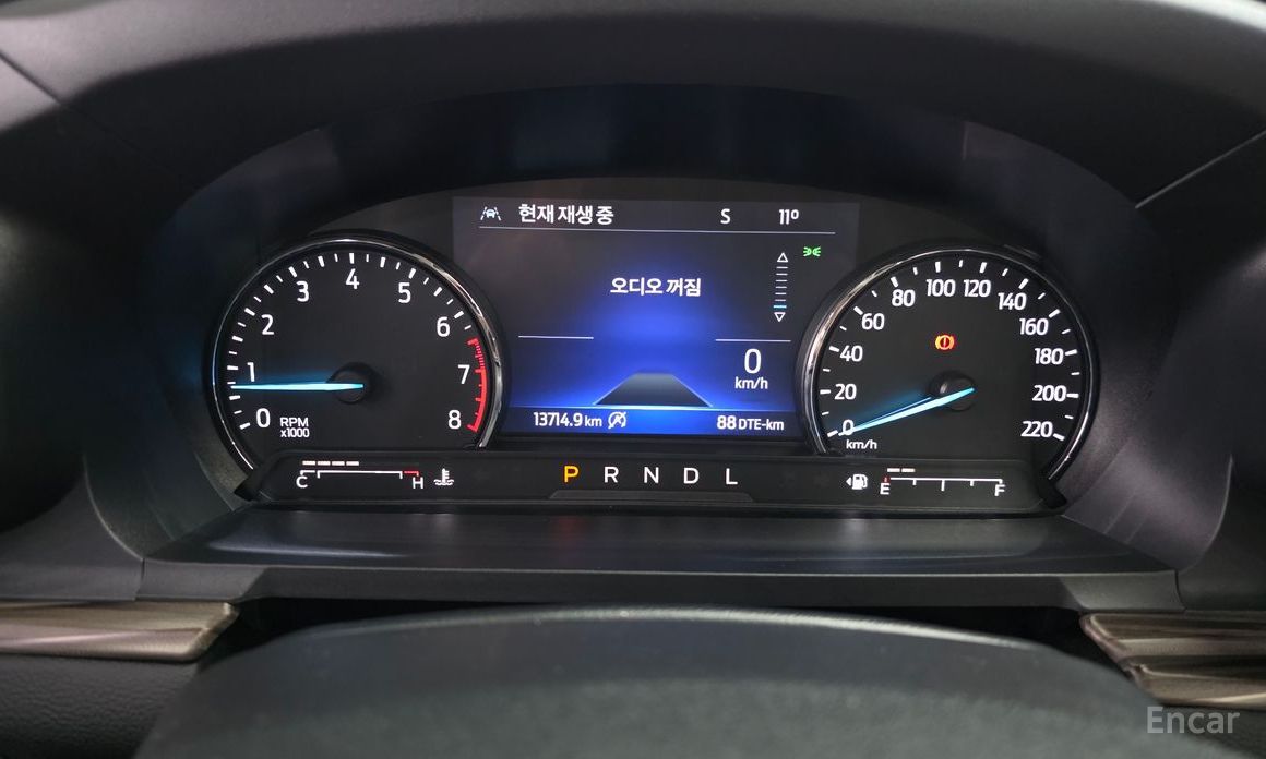 2023 Ford Explorer VI Рестайлинг 2.3 LimIted 4WD с пробегом 13 714 км