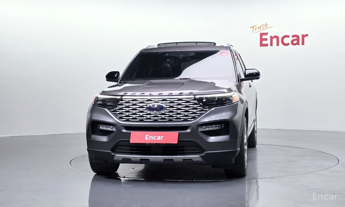 2023 Ford Explorer VI Рестайлинг 3.0 Platinum 4WD с пробегом 46 332 км