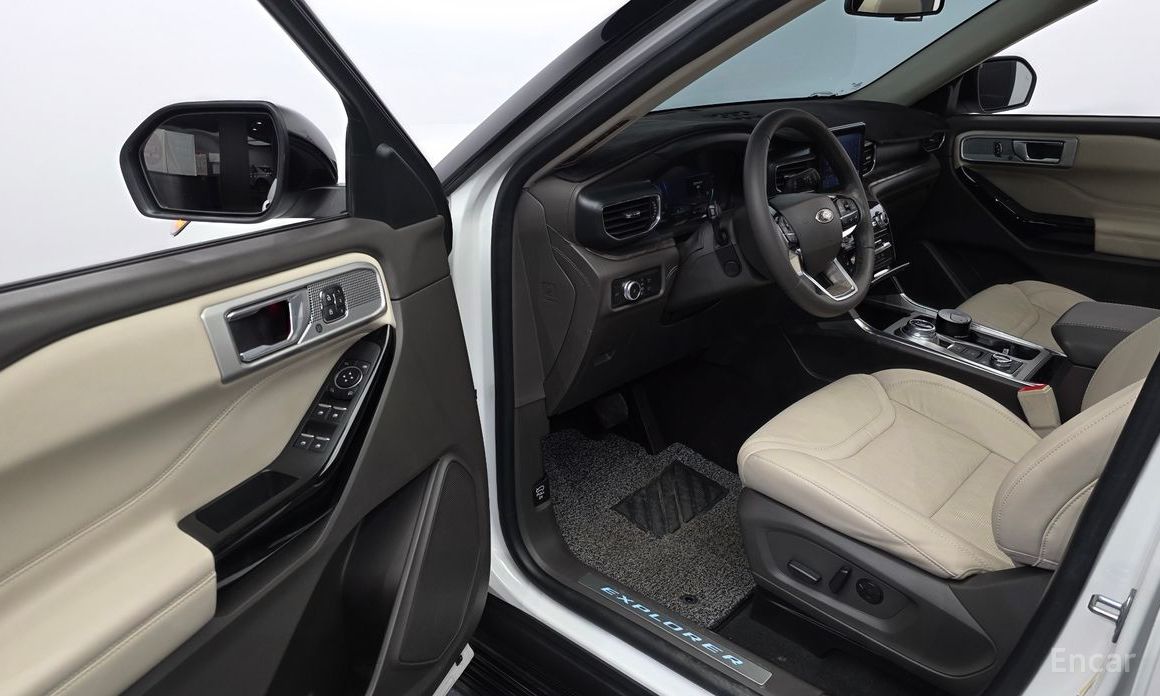 2022 Ford Explorer VI Рестайлинг 3.0 Platinum 4WD с пробегом 57 574 км