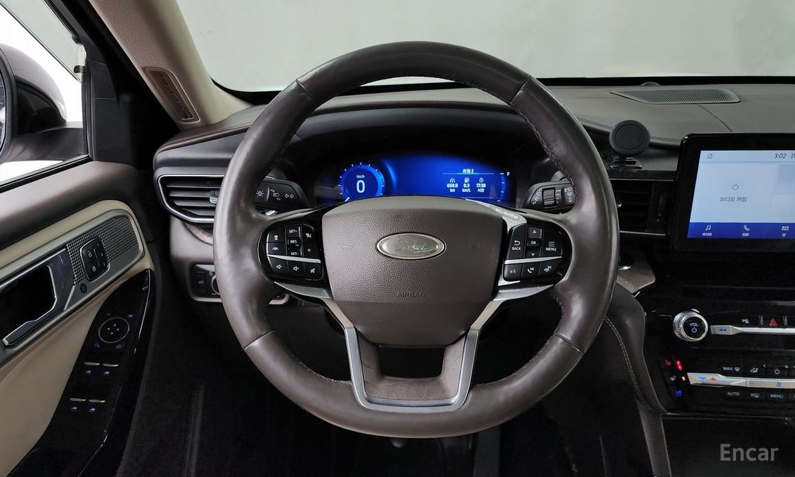 2022 Ford Explorer VI Рестайлинг 3.0 Platinum 4WD с пробегом 77 013 км