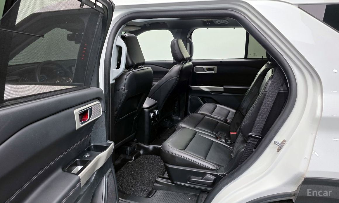 2023 Ford Explorer VI Рестайлинг 2.3 LimIted 4WD с пробегом 63 672 км