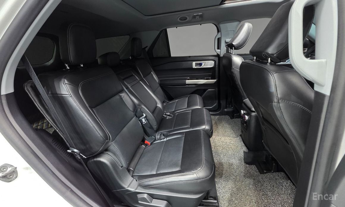 2022 Ford Explorer VI Рестайлинг 2.3 LimIted 4WD с пробегом 64 686 км
