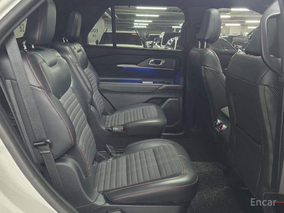 2024 Ford Explorer VI Рестайлинг 2.3 ST-Line 4WD с пробегом 15 788 км