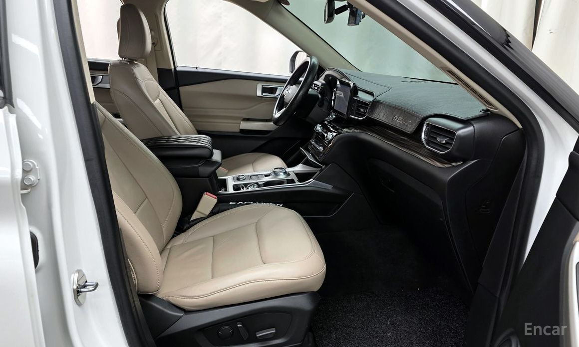 2022 Ford Explorer VI Рестайлинг 3.3 Hybrid с пробегом 54 168 км