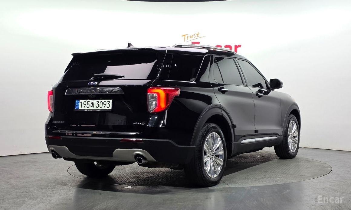 2022 Ford Explorer VI Рестайлинг 2.3 LimIted 4WD с пробегом 130 405 км