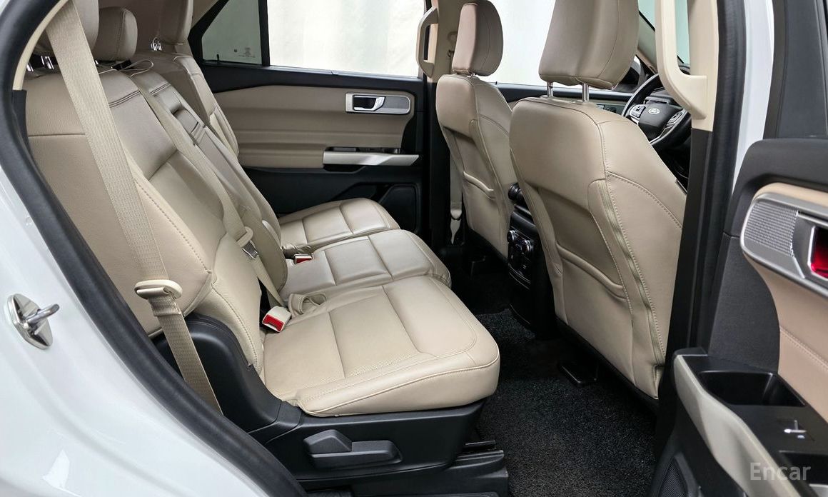 2022 Ford Explorer VI Рестайлинг 3.3 Hybrid с пробегом 54 168 км