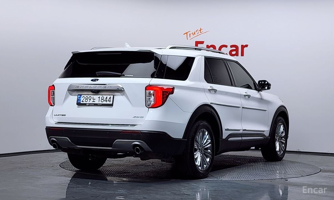 2022 Ford Explorer VI Рестайлинг 2.3 LimIted 4WD с пробегом 67 353 км