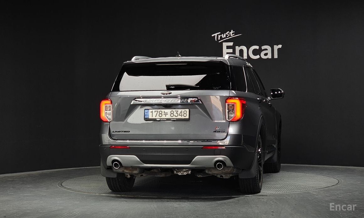 2022 Ford Explorer VI Рестайлинг 2.3 LimIted 4WD с пробегом 32 047 км