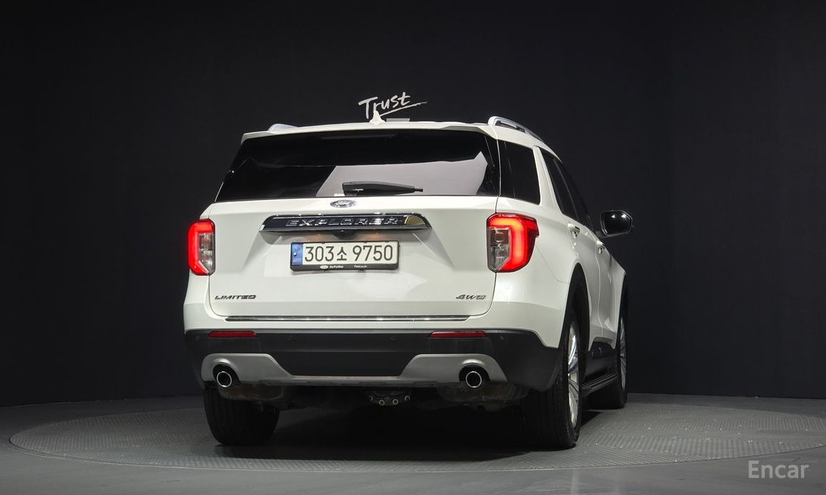 2022 Ford Explorer VI Рестайлинг 2.3 LimIted 4WD с пробегом 67 521 км