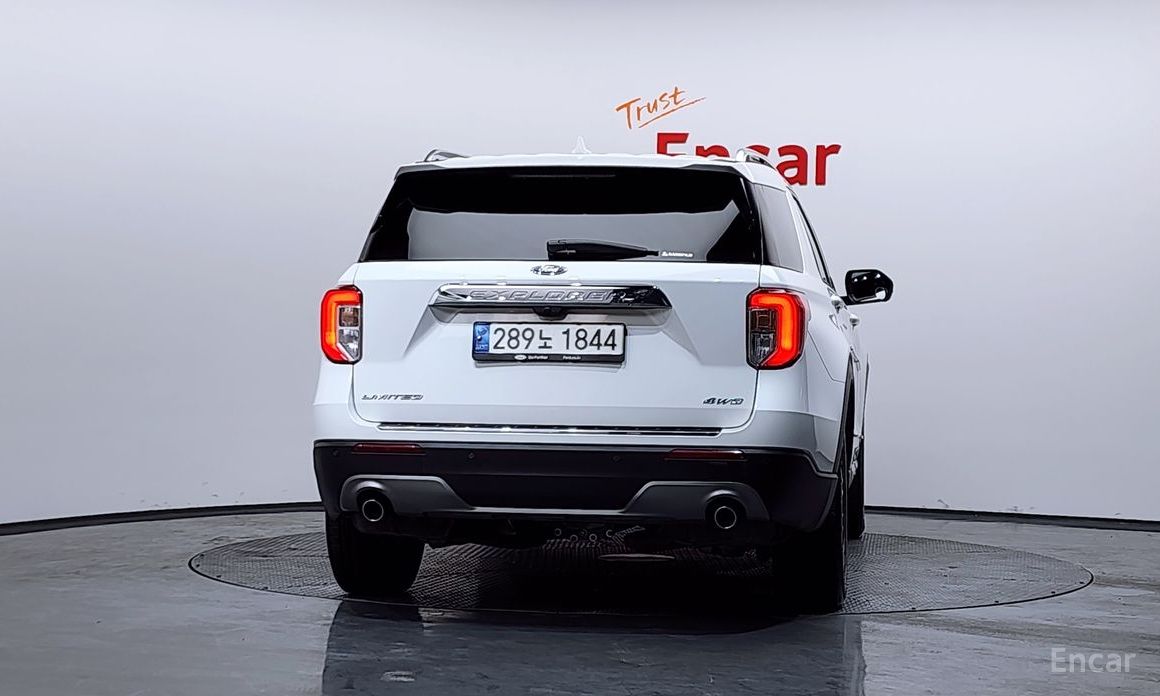 2022 Ford Explorer VI Рестайлинг 2.3 LimIted 4WD с пробегом 67 353 км