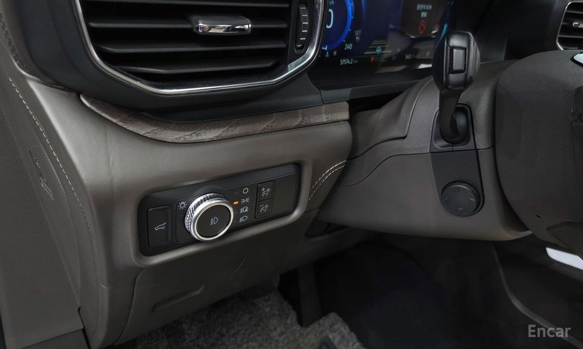 2022 Ford Explorer VI Рестайлинг 3.0 Platinum 4WD с пробегом 57 574 км