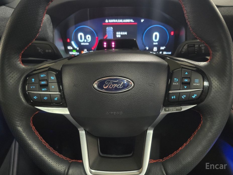 2024 Ford Explorer VI Рестайлинг 2.3 ST-Line 4WD с пробегом 15 788 км