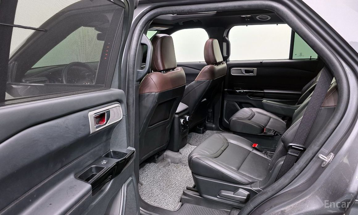 2023 Ford Explorer VI Рестайлинг 3.0 Platinum 4WD с пробегом 46 332 км
