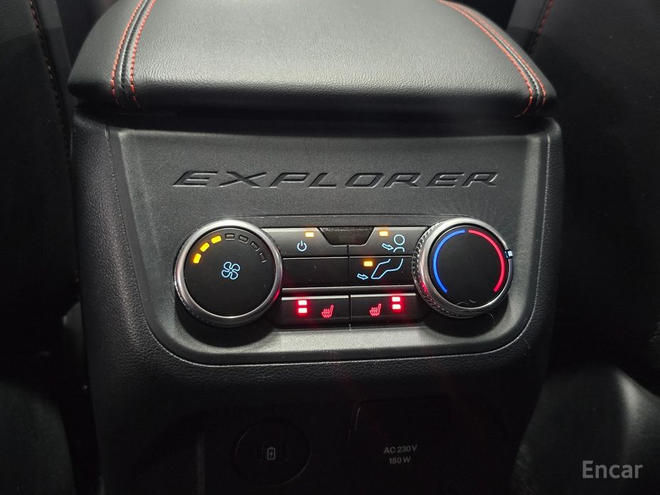 2024 Ford Explorer VI Рестайлинг 2.3 ST-Line 4WD с пробегом 15 788 км