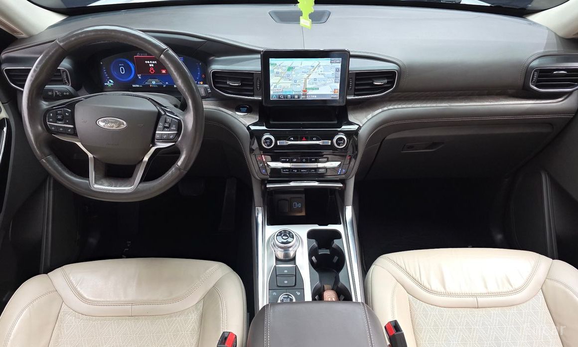 2022 Ford Explorer VI Рестайлинг 3.0 Platinum 4WD с пробегом 106 784 км