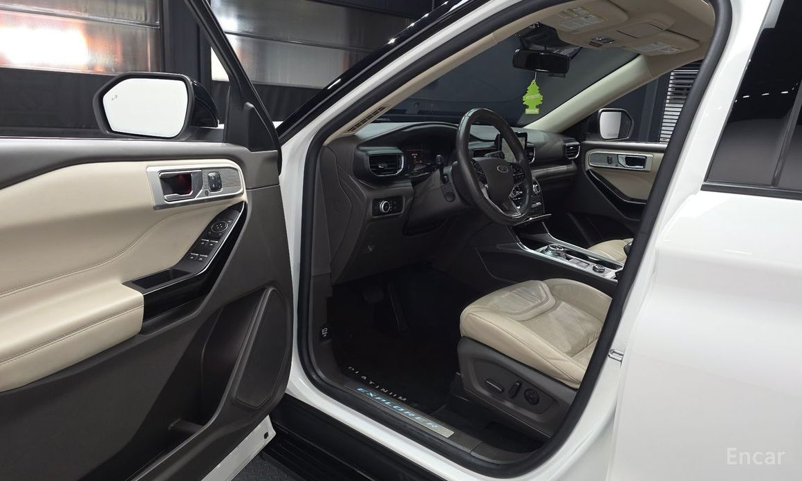 2022 Ford Explorer VI Рестайлинг 3.0 Platinum 4WD с пробегом 106 784 км