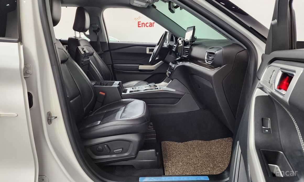 2022 Ford Explorer VI Рестайлинг 2.3 LimIted 4WD с пробегом 67 353 км