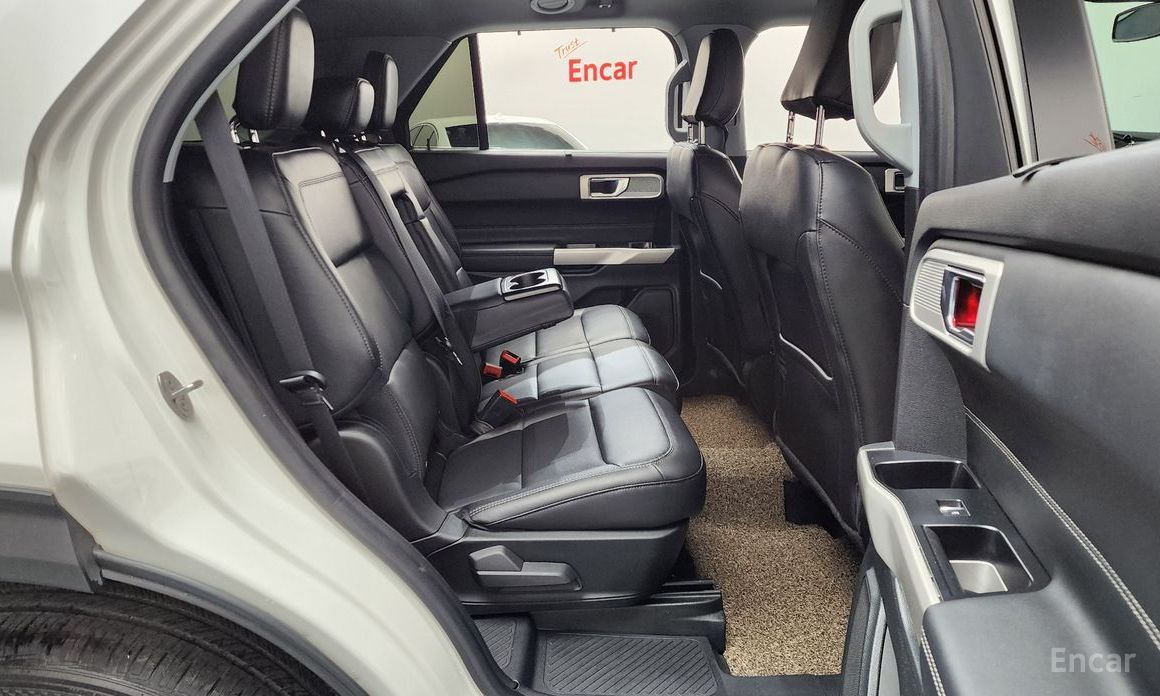 2022 Ford Explorer VI Рестайлинг 2.3 LimIted 4WD с пробегом 67 353 км
