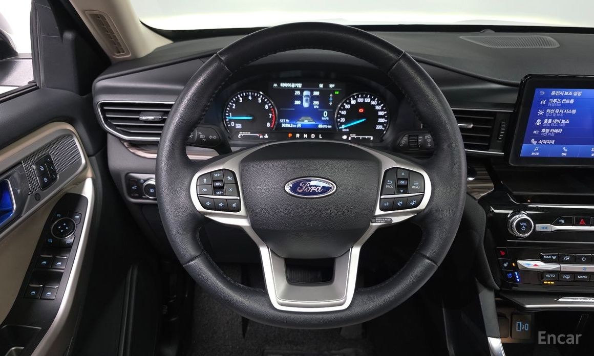 2023 Ford Explorer VI Рестайлинг 2.3 LimIted 4WD с пробегом 30 216 км