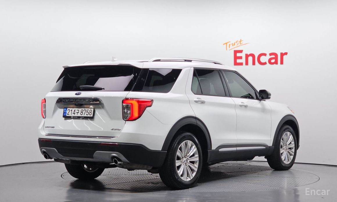 2023 Ford Explorer VI Рестайлинг 2.3 LimIted 4WD с пробегом 20 706 км