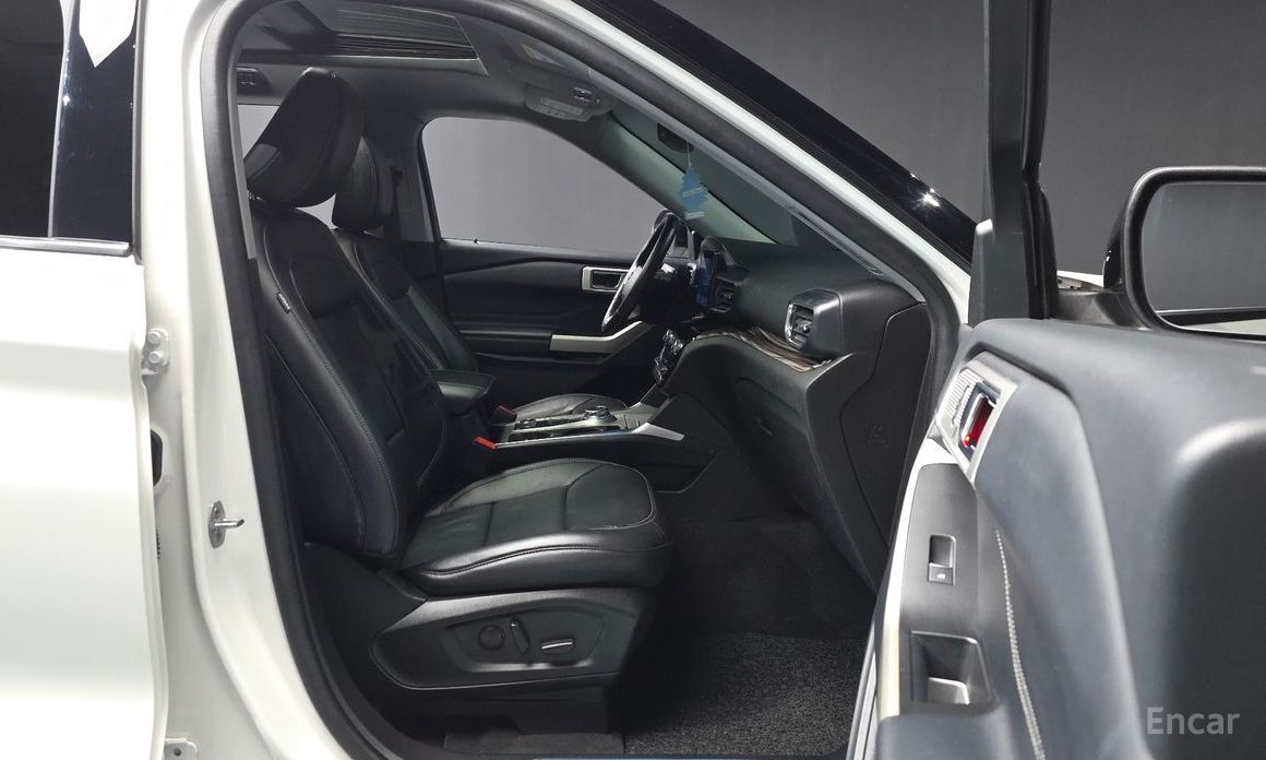 2022 Ford Explorer VI Рестайлинг 3.3 Hybrid с пробегом 63 690 км