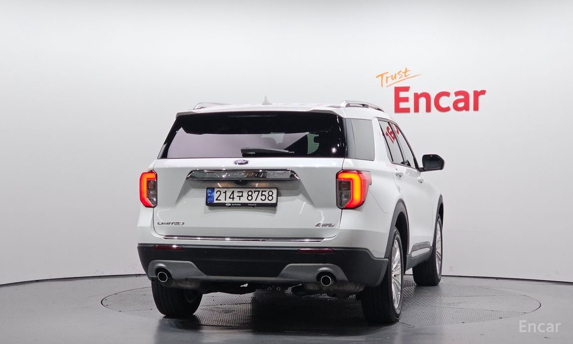 2023 Ford Explorer VI Рестайлинг 2.3 LimIted 4WD с пробегом 20 706 км