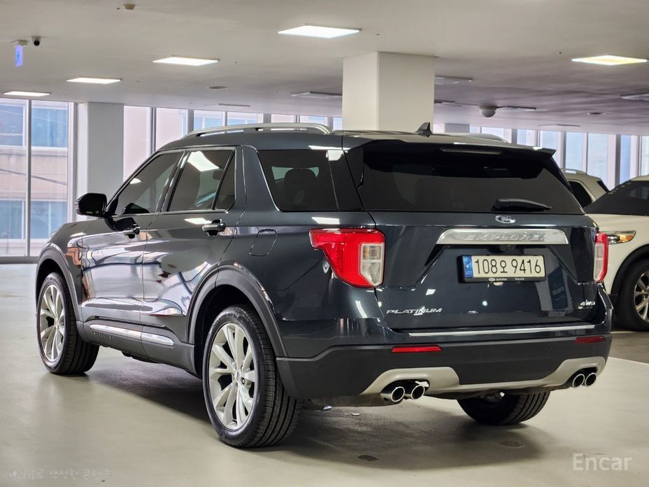 2022 Ford Explorer VI Рестайлинг 3.0 Platinum 4WD с пробегом 114 367 км