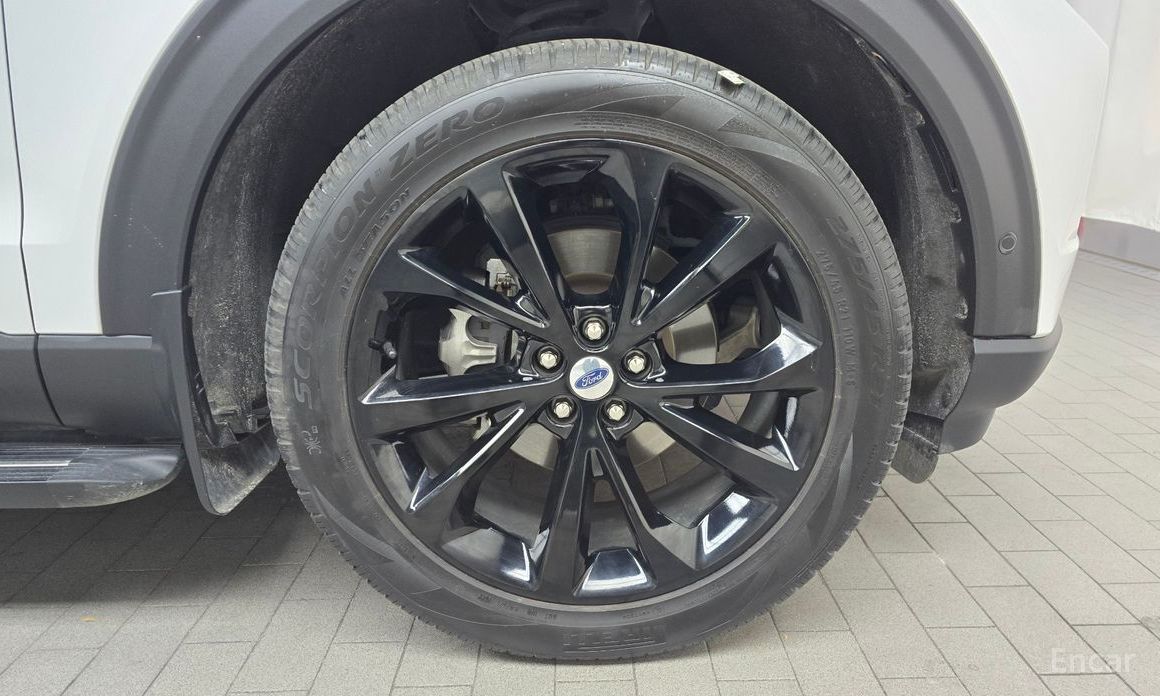 2022 Ford Explorer VI Рестайлинг 3.0 Platinum 4WD с пробегом 44 945 км