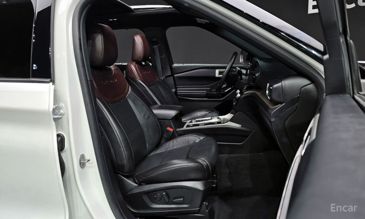 2023 Ford Explorer VI Рестайлинг 3.0 Platinum 4WD с пробегом 47 256 км