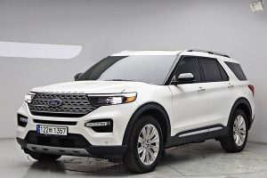 2023 Ford Explorer VI Рестайлинг 2.3 LimIted 4WD с пробегом 18 371 км