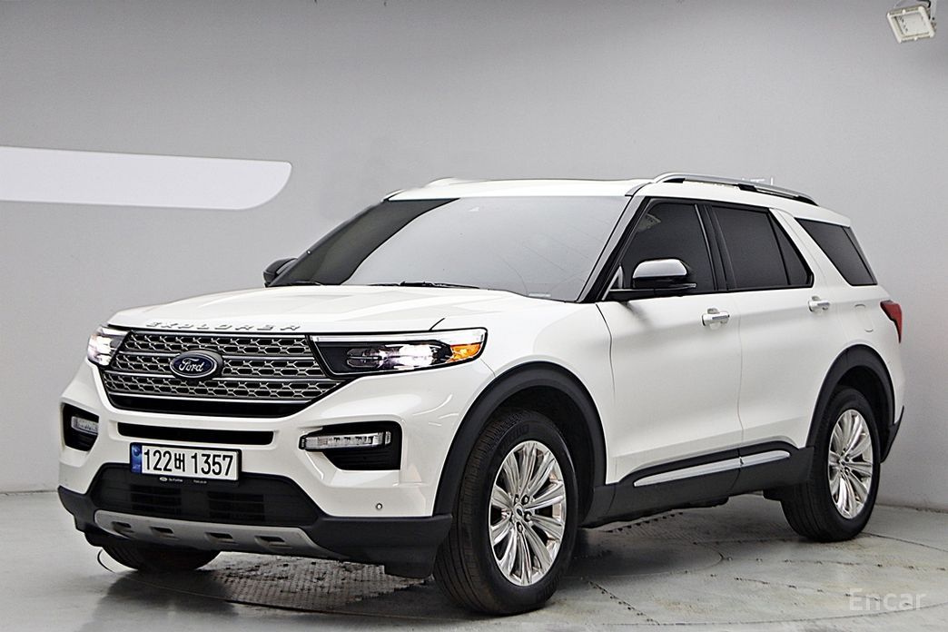 2023 Ford Explorer VI Рестайлинг 2.3 LimIted 4WD с пробегом 18 371 км