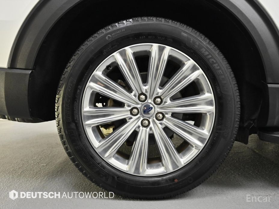 2022 Ford Explorer VI Рестайлинг 2.3 LimIted 4WD с пробегом 26 700 км