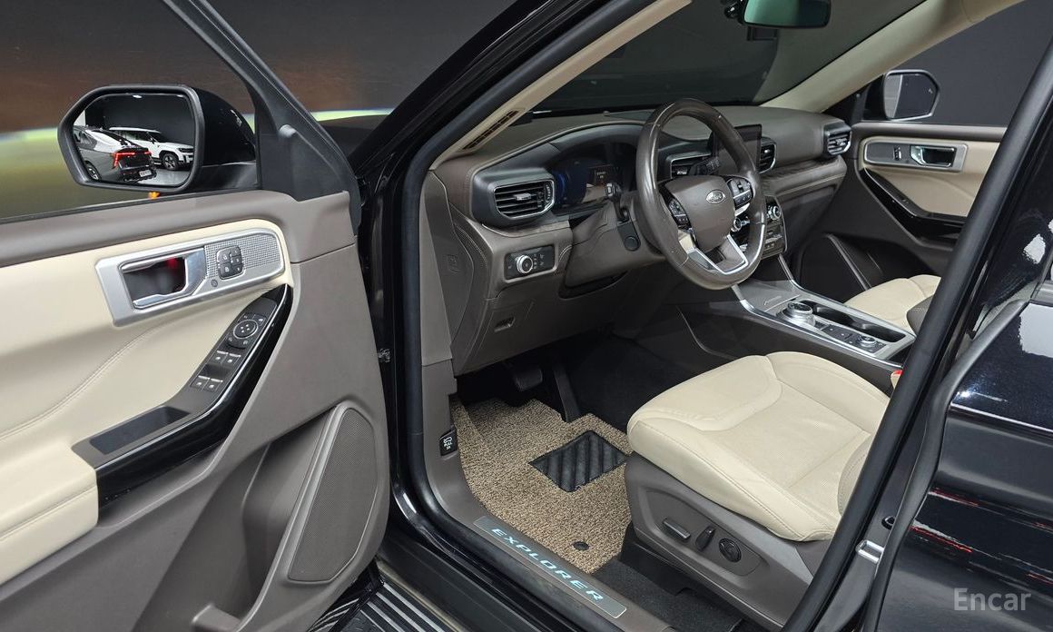 2022 Ford Explorer VI Рестайлинг 3.0 Platinum 4WD с пробегом 47 068 км
