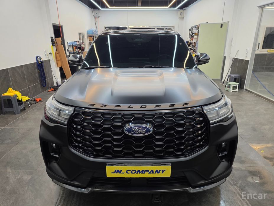 2024 Ford Explorer VI Рестайлинг 2.3 ST-Line 4WD с пробегом 19 000 км