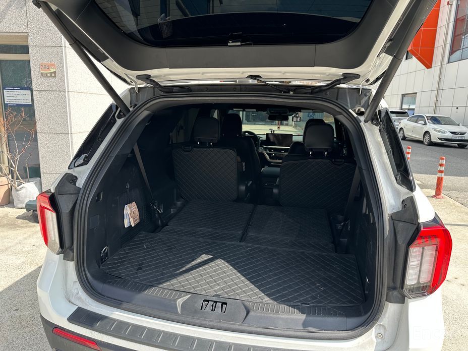 2024 Ford Explorer VI Рестайлинг 2.3 ST-Line 4WD с пробегом 18 000 км