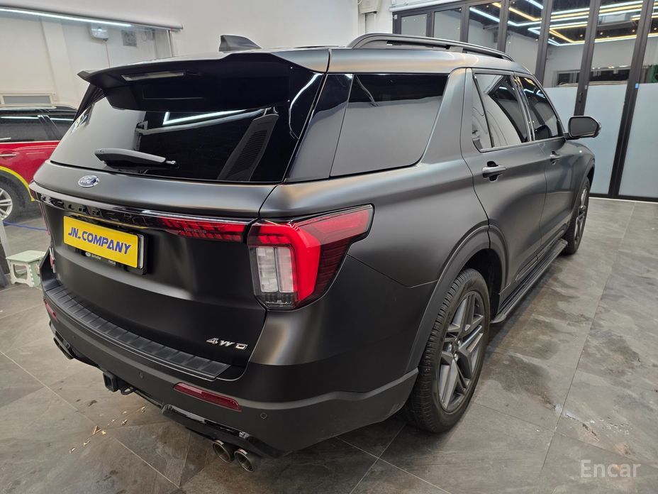 2024 Ford Explorer VI Рестайлинг 2.3 ST-Line 4WD с пробегом 19 000 км