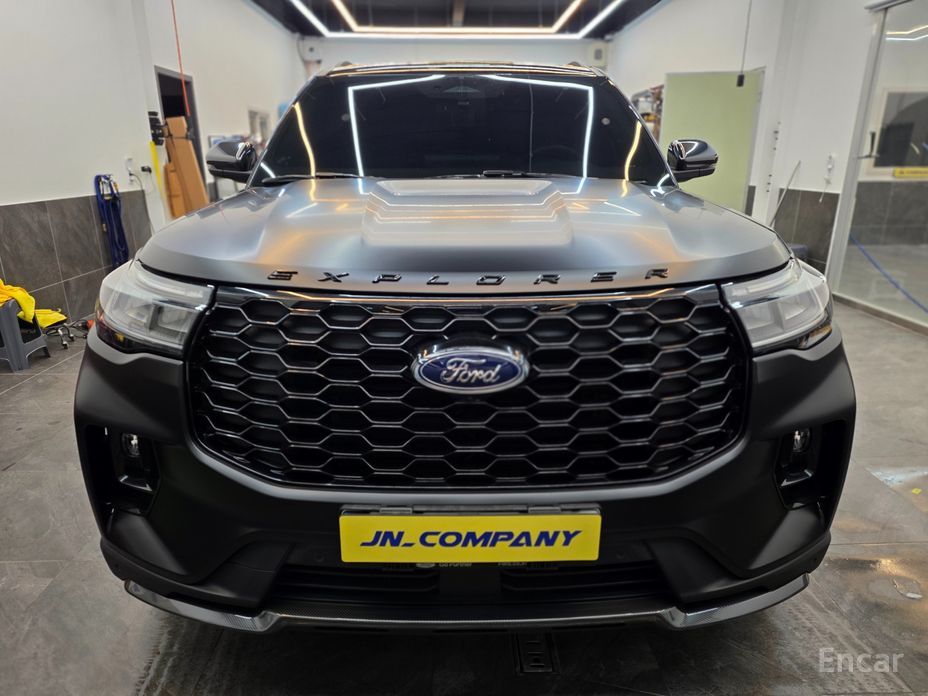 2024 Ford Explorer VI Рестайлинг 2.3 ST-Line 4WD с пробегом 19 000 км