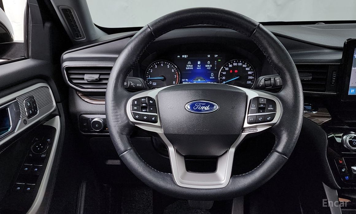 2022 Ford Explorer VI Рестайлинг 2.3 LimIted 4WD с пробегом 35 052 км