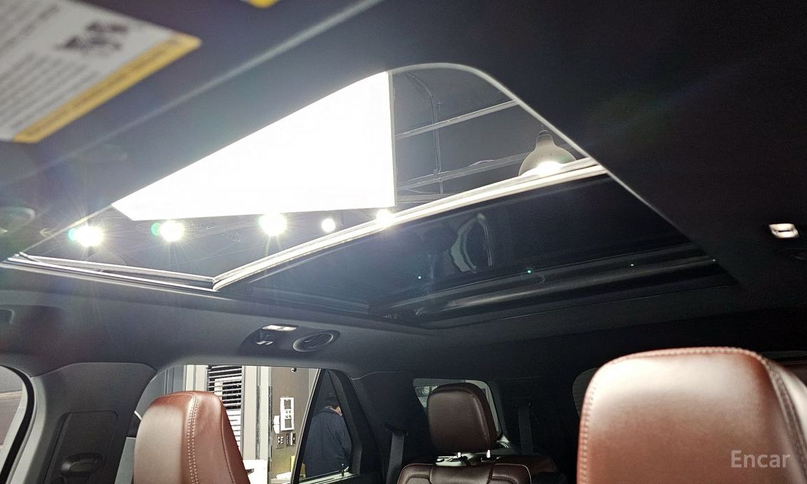 2023 Ford Explorer VI Рестайлинг 3.0 Platinum 4WD с пробегом 20 200 км
