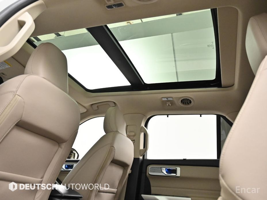 2022 Ford Explorer VI Рестайлинг 2.3 LimIted 4WD с пробегом 26 700 км